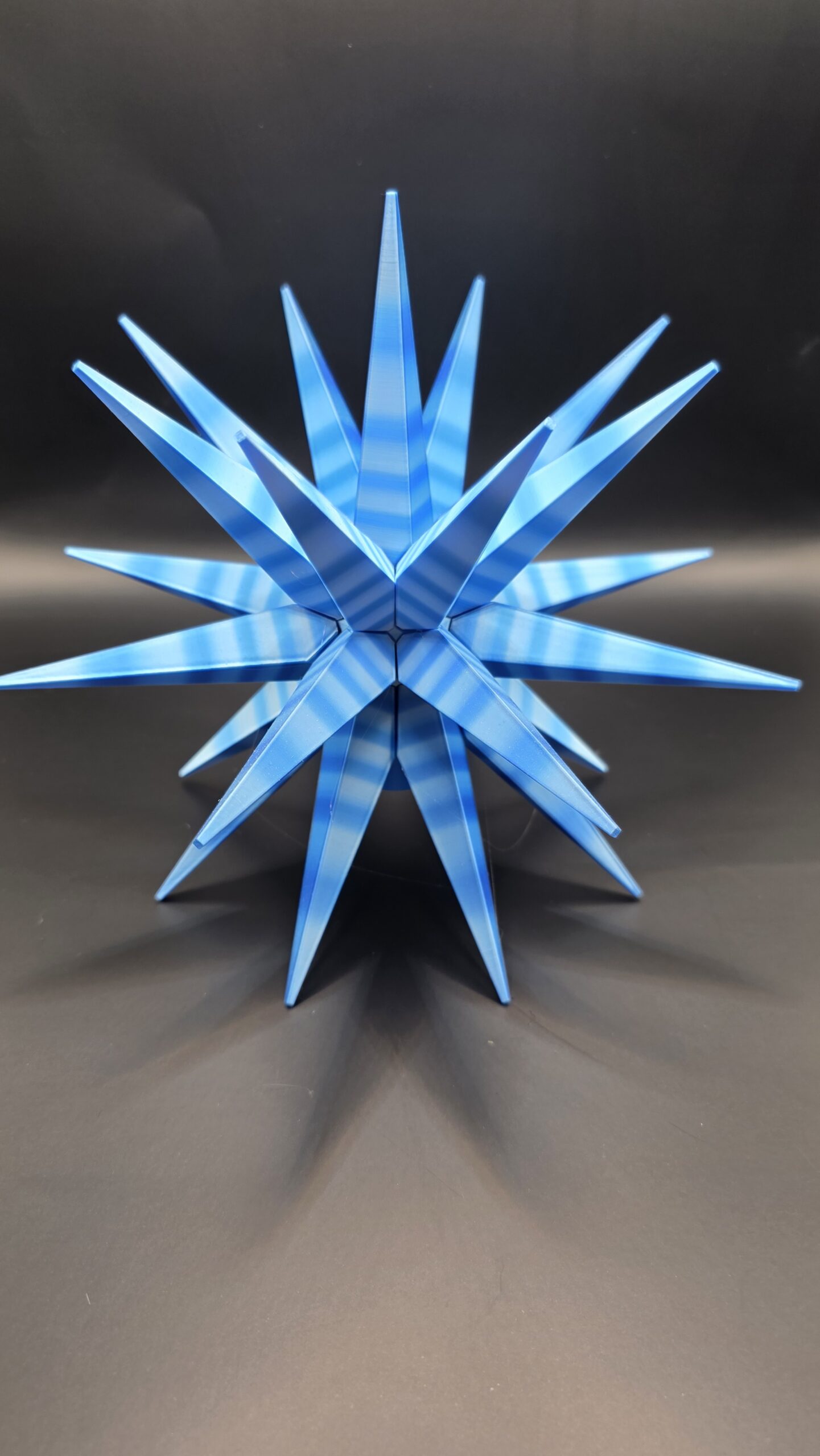 Borromini Star Christmas Tree Topper/Décor - Image 1